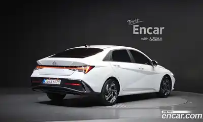 Hyundai Avante 2023 1.6 Автомат в Москве № 1417521, миниатюра 2