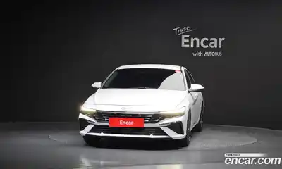 Hyundai Avante 2023 1.6 Автомат в Москве № 1417521, миниатюра 3