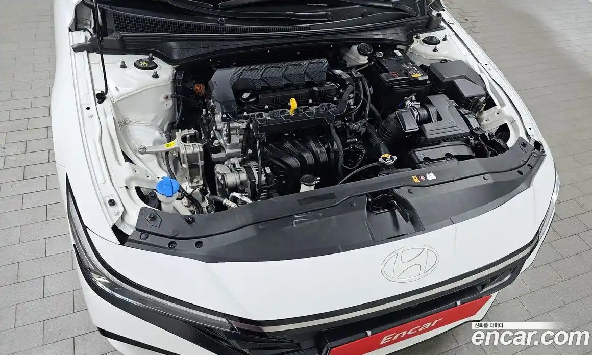 Hyundai Avante 2023 1.6 Автомат в Москве № 1417521, фото 6