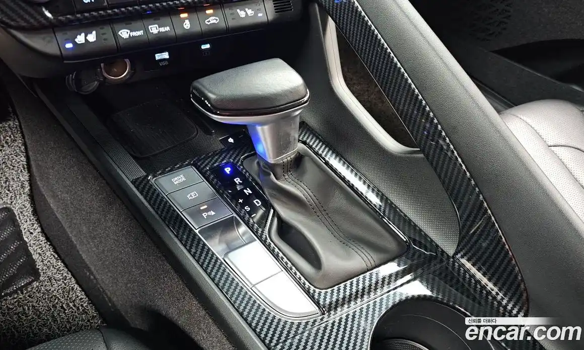 Hyundai Avante 2023 1.6 Автомат в Москве № 1417521, фото 9