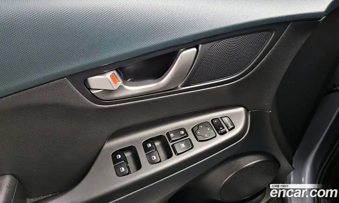 Hyundai Kona 2018 1.6 гидро в Москве № 1417591, фото 20