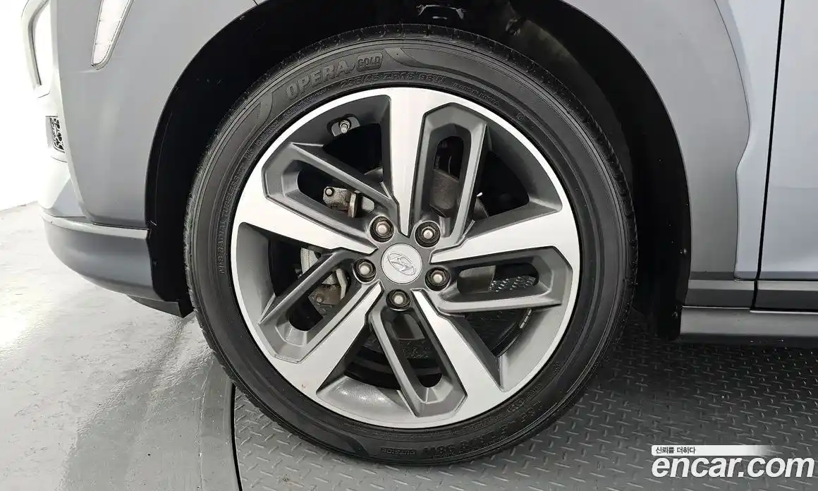 Hyundai Kona 2018 1.6 гидро в Москве № 1417591, фото 5