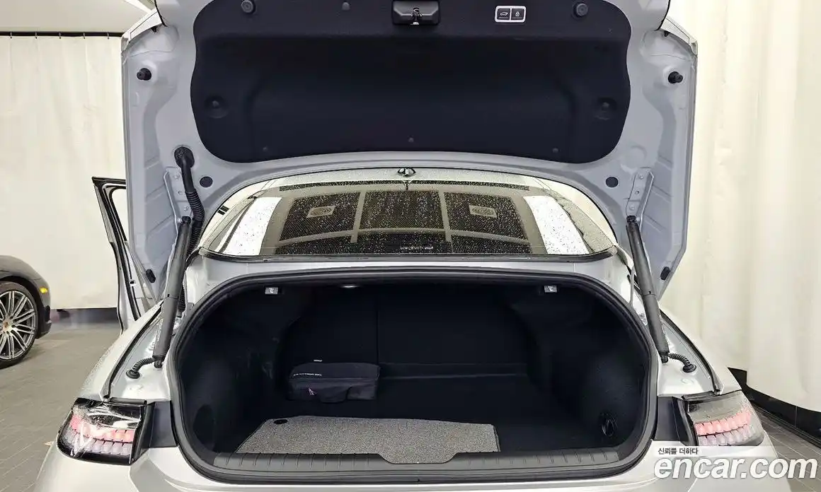 Hyundai Ioniq 6 2023 0.1 гидро в Москве № 1417613, фото 19