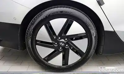 Hyundai Ioniq 6 2023 0.1 гидро в Москве № 1417613, миниатюра 4