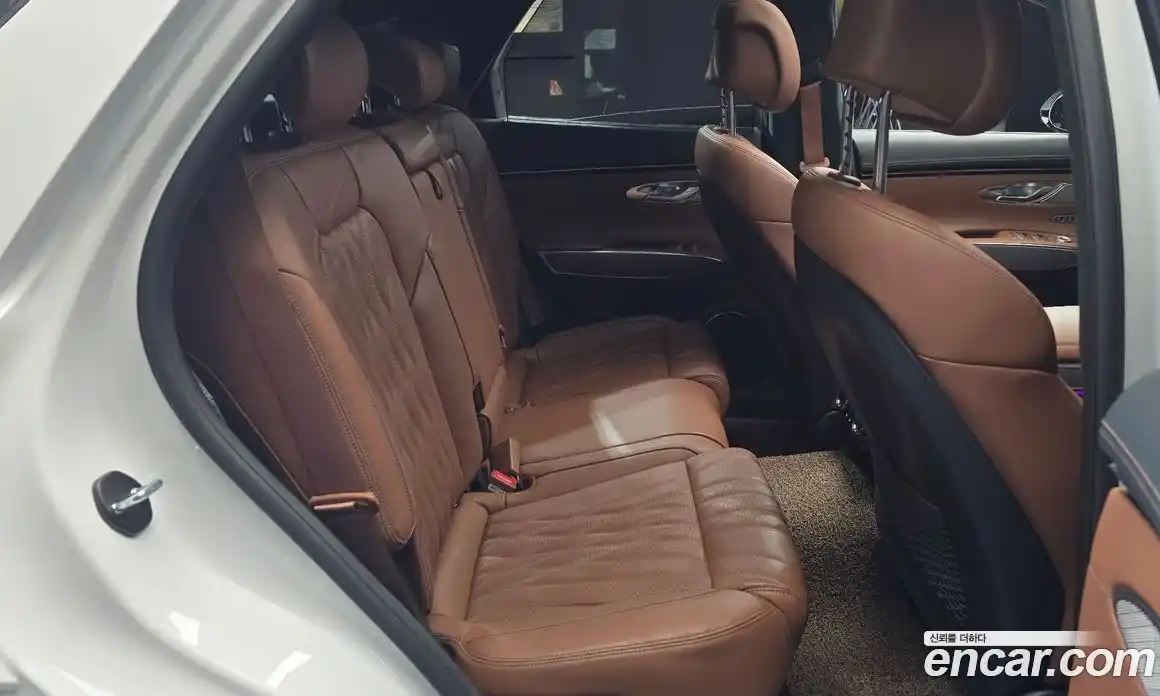 Genesis GV70 2022 2.5 Автомат в Москве № 1418453, фото 12