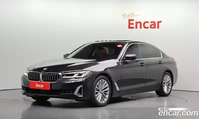 BMW 5-Series, 2020