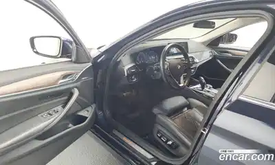BMW 5-Series 2018 2.0 гидро в Москве № 1419780, миниатюра 10