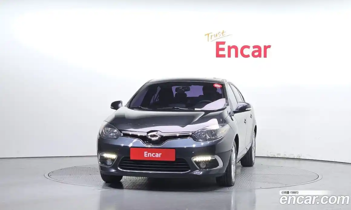 Renault SM3 2015 1.6 гидро в Москве № 1420989, фото 3
