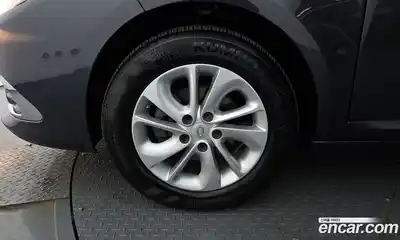 Renault SM3 2015 1.6 гидро в Москве № 1420989, миниатюра 5