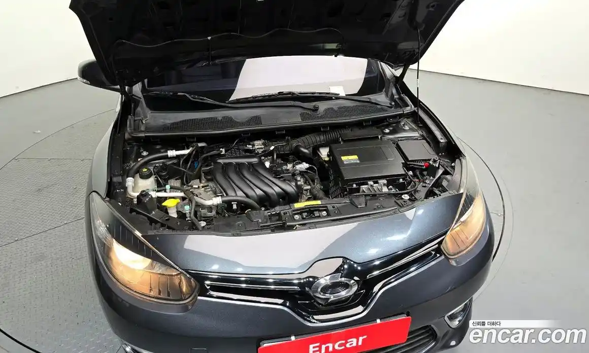 Renault SM3 2015 1.6 гидро в Москве № 1420989, фото 6