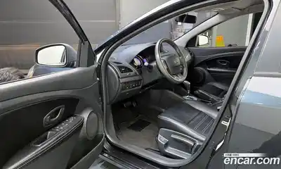 Renault SM3 2015 1.6 гидро в Москве № 1420989, миниатюра 10