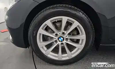 BMW 3-Series 2018 2.0 Автомат в Москве № 1421120, миниатюра 5
