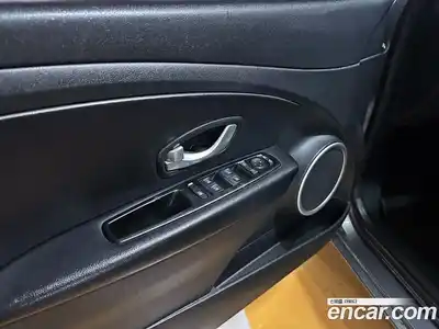 Renault SM3 2015 1.6 вариатор в Москве № 1421470, миниатюра 11