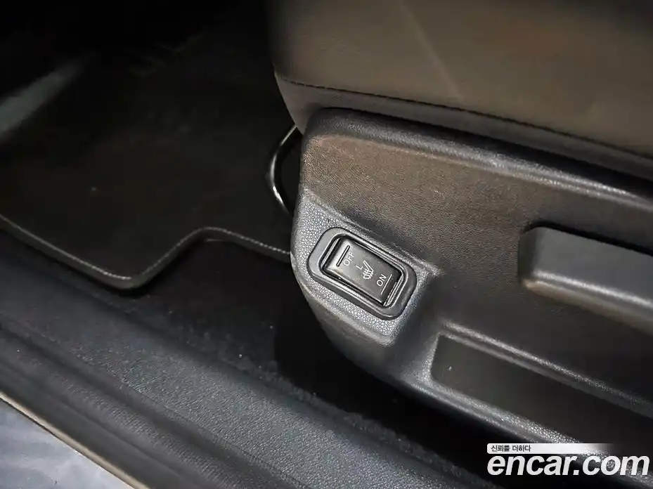 Renault SM3 2015 1.6 вариатор в Москве № 1421470, фото 12
