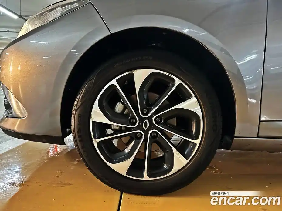 Renault SM3 2015 1.6 вариатор в Москве № 1421470, фото 7