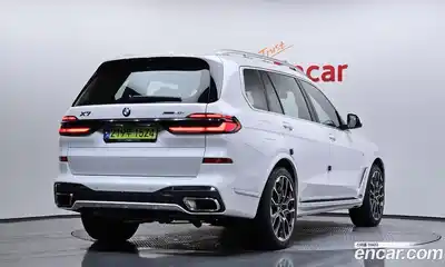 BMW X7 2024 3.0 гидро в Москве № 1421517, миниатюра 2