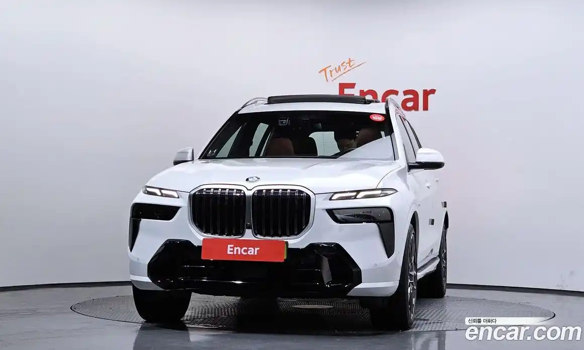 BMW X7 2024 3.0 гидро в Москве № 1421517, фото 3