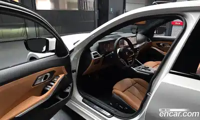 BMW 3-Series 2025 2.0 Автомат в Москве № 1421552, миниатюра 10