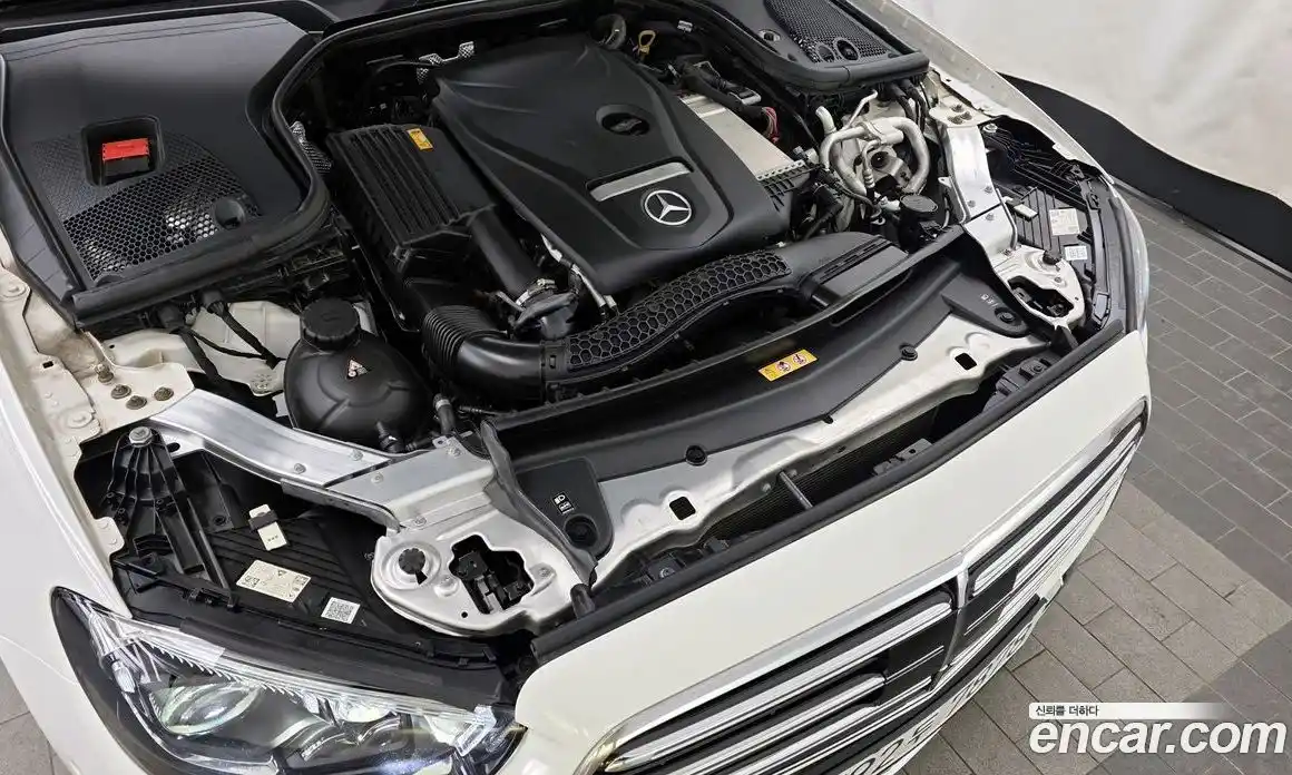 Mercedes-Benz E-Class 2021 2.0 гидро в Москве № 1421828, фото 6