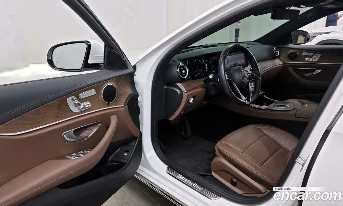 Mercedes-Benz E-Class 2021 2.0 гидро в Москве № 1421828, фото 10
