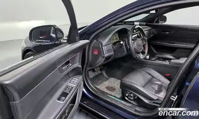 Jaguar XF 2016 3.0 гидро в Москве № 1422584, миниатюра 10