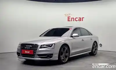 Audi S8, 2013