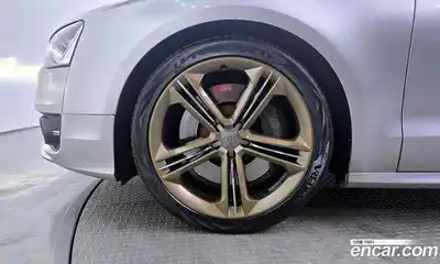 Audi S8 2013 4.0 гидро в Москве № 1422724, миниатюра 5