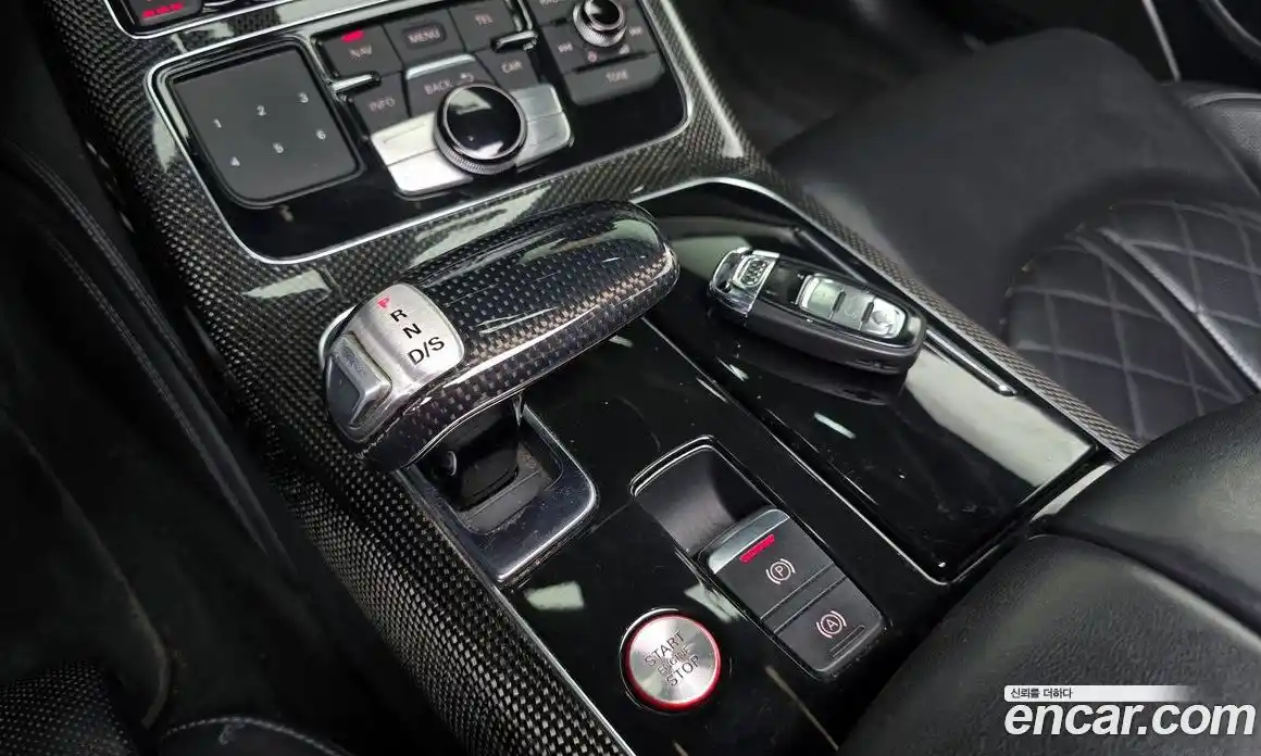 Audi S8 2013 4.0 гидро в Москве № 1422724, фото 9