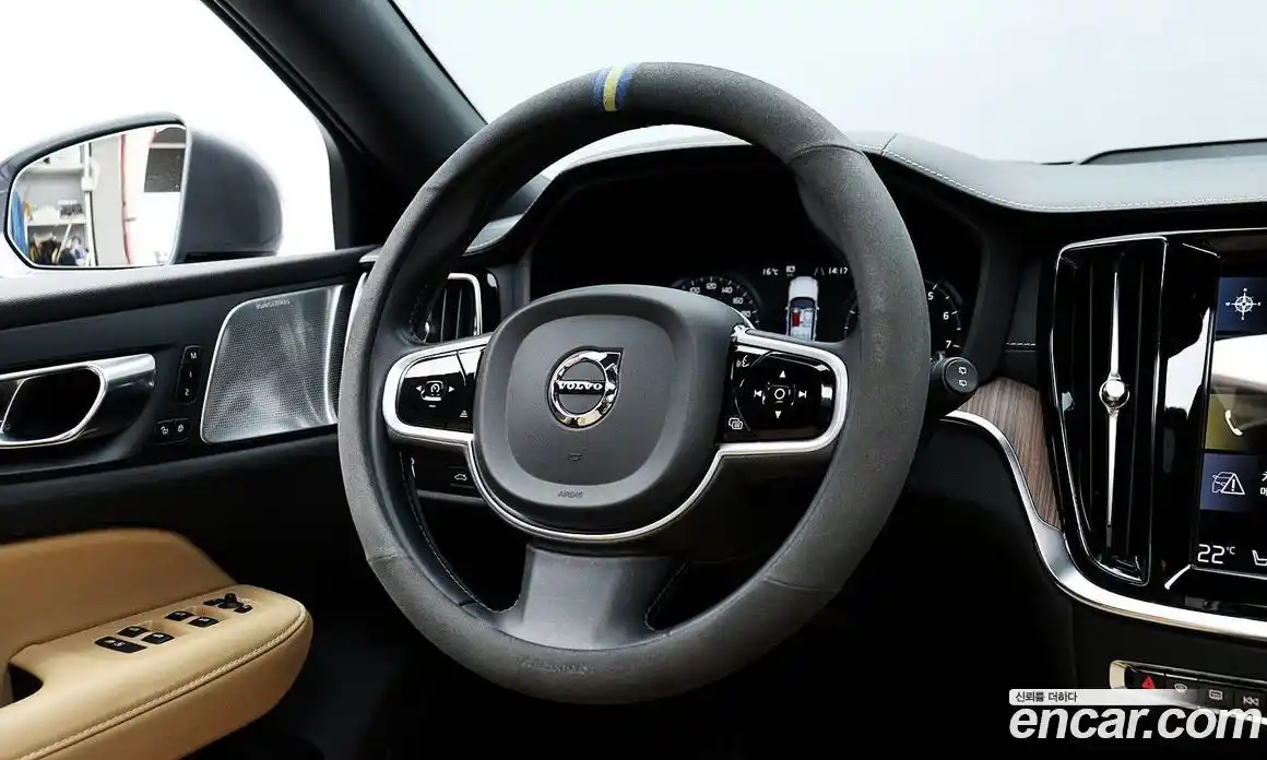 Volvo V60 2020 2.0 гидро в Москве № 1422969, фото 15