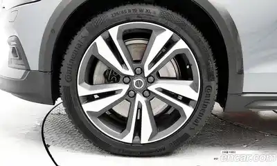 Volvo V60 2020 2.0 гидро в Москве № 1422969, миниатюра 5