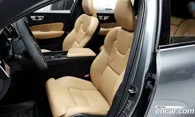 Volvo V60 2020 2.0 гидро в Москве № 1422969, миниатюра 10