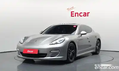 Porsche Panamera, 2011