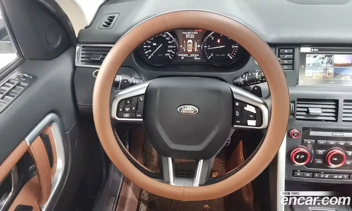 Land Rover Discovery Sport 2015 2.0 гидро в Москве № 1423312, фото 13