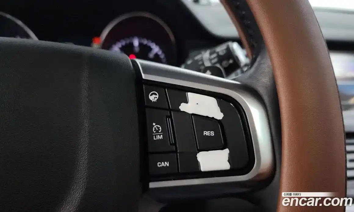 Land Rover Discovery Sport 2015 2.0 гидро в Москве № 1423312, фото 15