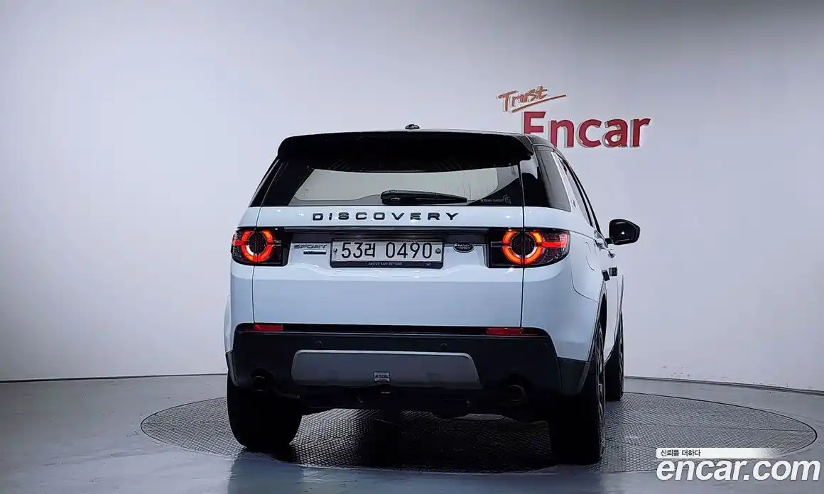 Land Rover Discovery Sport 2015 2.0 гидро в Москве № 1423312, фото 4