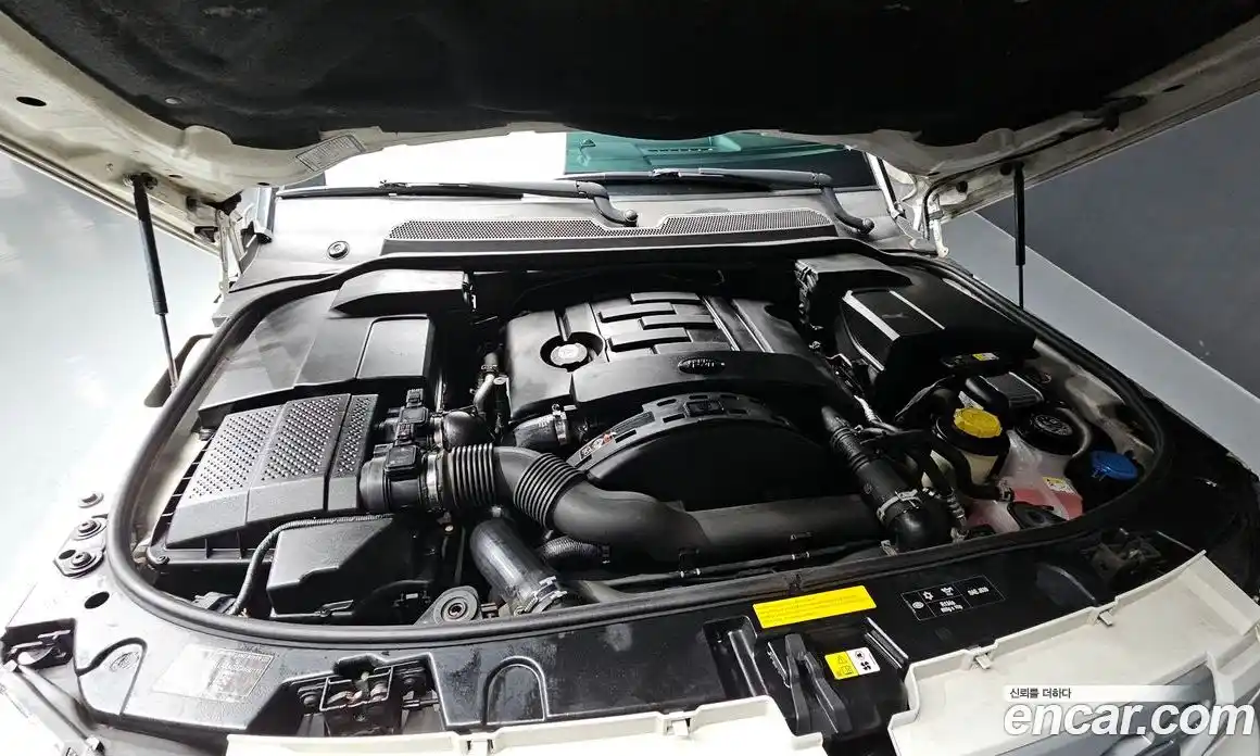 Land Rover Discovery 2013 3.0 гидро в Москве № 1423342, фото 6