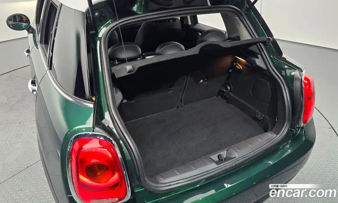 Mini Cooper 2017 1.5 гидро в Москве № 1423792, фото 19