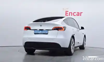 Tesla Model Y 2024 0.2 гидро в Москве № 1423810, миниатюра 4
