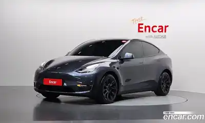 Tesla Model Y, 2022