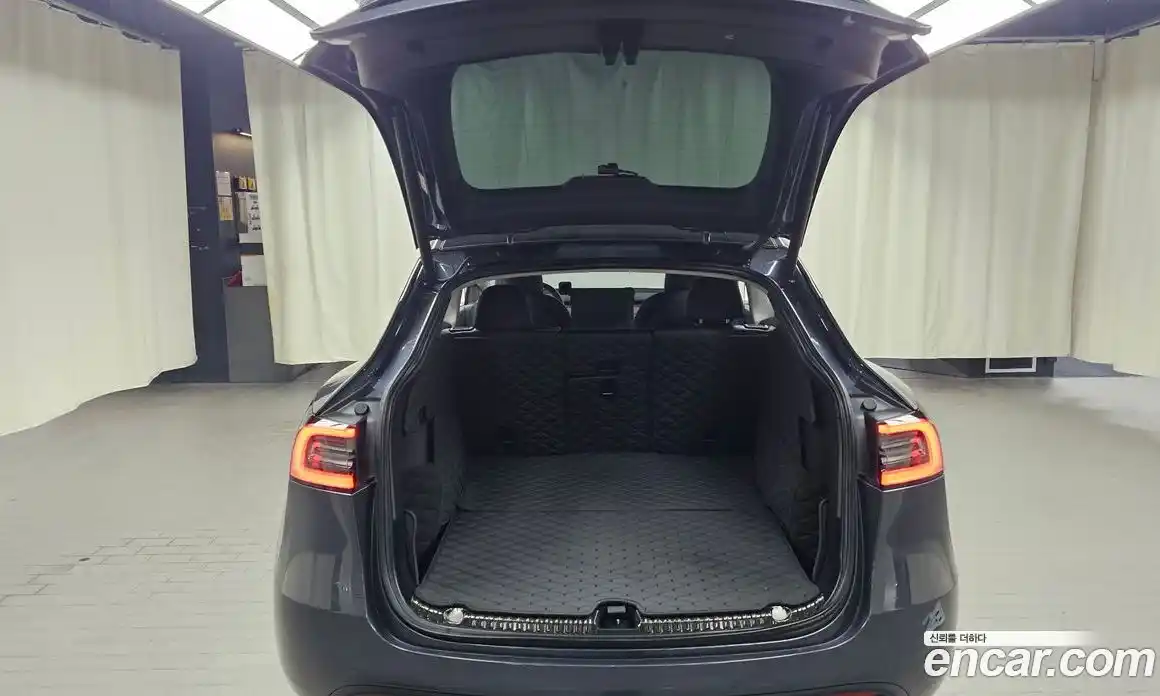 Tesla Model Y 2022 0.2 гидро в Москве № 1423826, фото 20