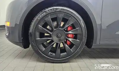 Tesla Model Y 2022 0.2 гидро в Москве № 1423826, миниатюра 5