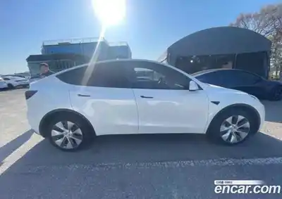 Tesla Model Y 2022 1.1 гидро в Москве № 1423849, миниатюра 6