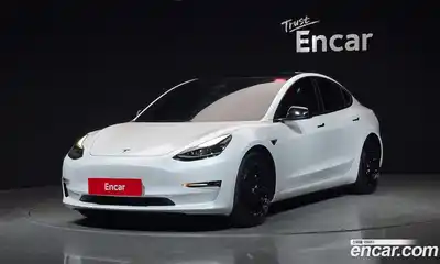 Tesla Model 3, 2021