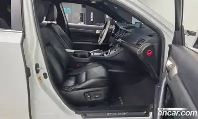 Lexus CT200h 2017 1.8 гидро в Москве № 1423979, миниатюра 11