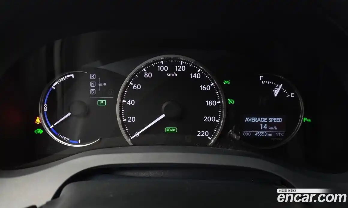 Lexus CT200h 2017 1.8 гидро в Москве № 1423979, фото 8