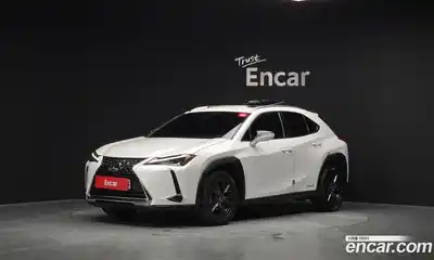 Lexus UX, 2020