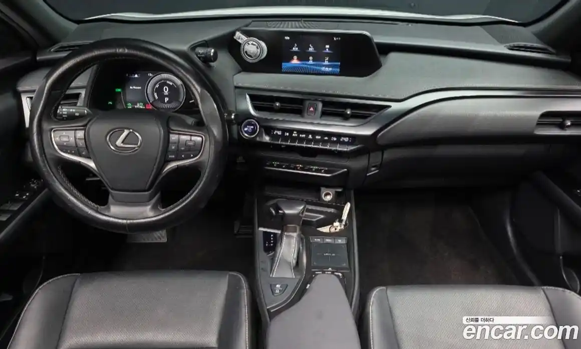 Lexus UX 2020 2.0 гидро в Москве № 1424001, фото 7