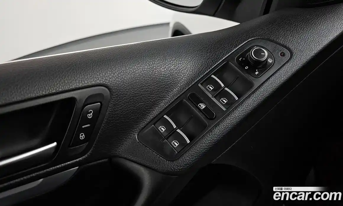 Volkswagen Tiguan 2016 2.0 гидро в Москве № 1424084, фото 15