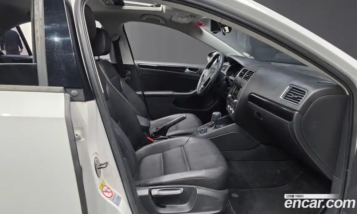 Volkswagen Jetta 2013 2.0 гидро в Москве № 1424117, фото 11