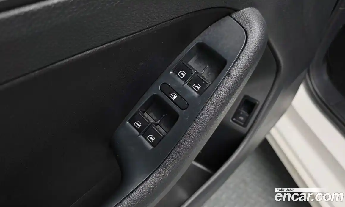 Volkswagen Jetta 2013 2.0 гидро в Москве № 1424117, фото 18